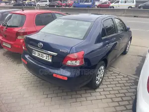 Toyota Yaris 2010 Blue