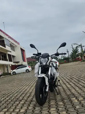 Benelli TNT 2024 White
