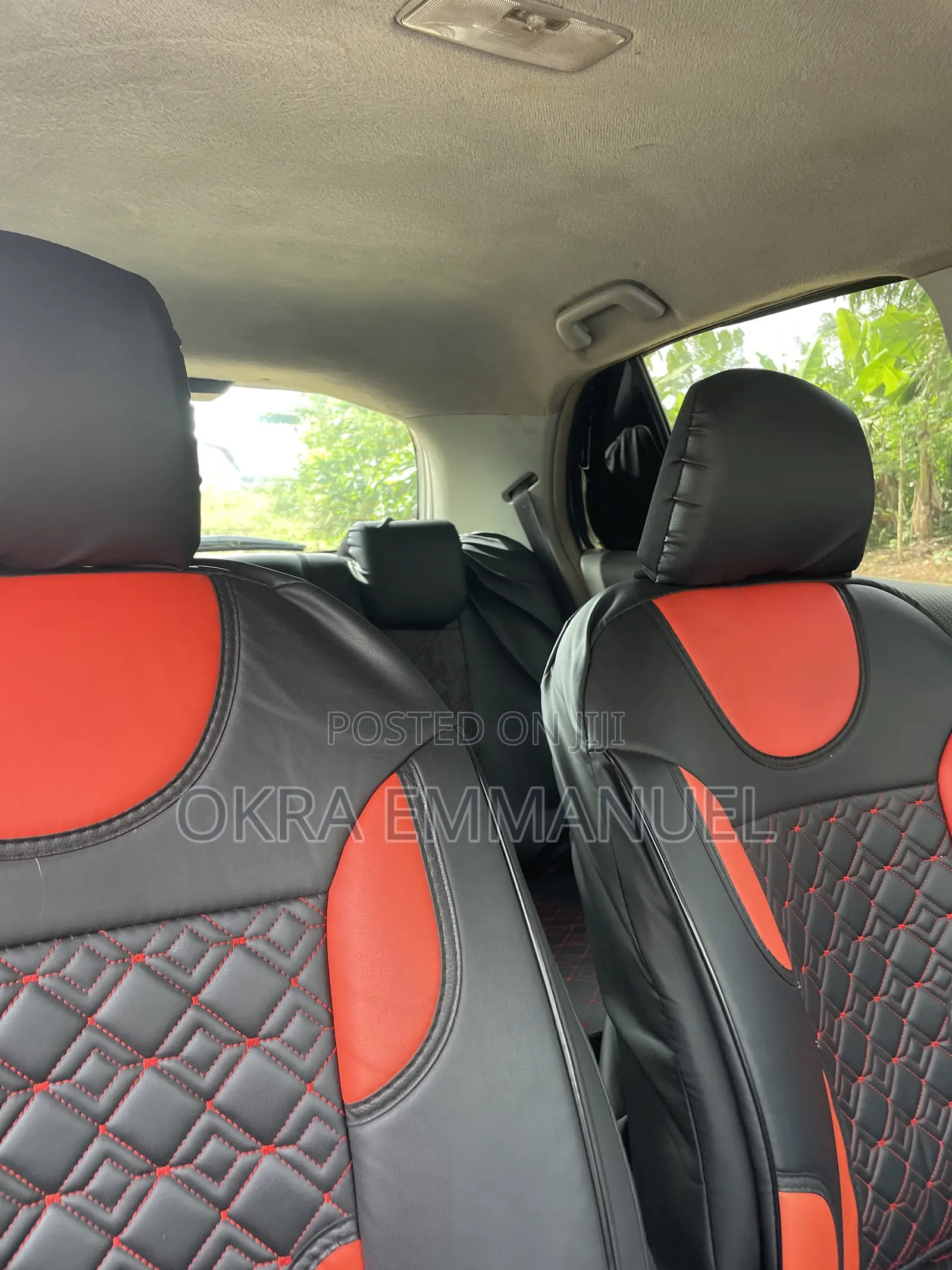 Toyota Vitz 2010 Silver