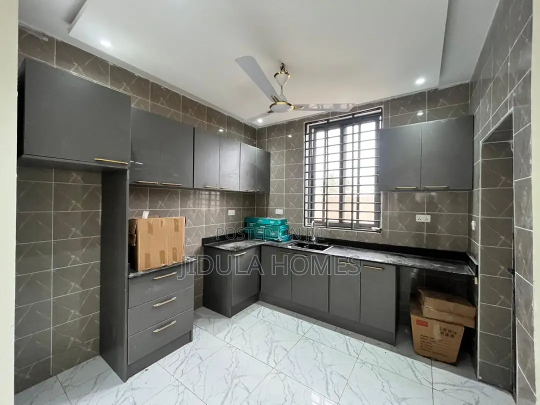 2bdrm Apartment in Agiriganor, Boundary Road Area for rent