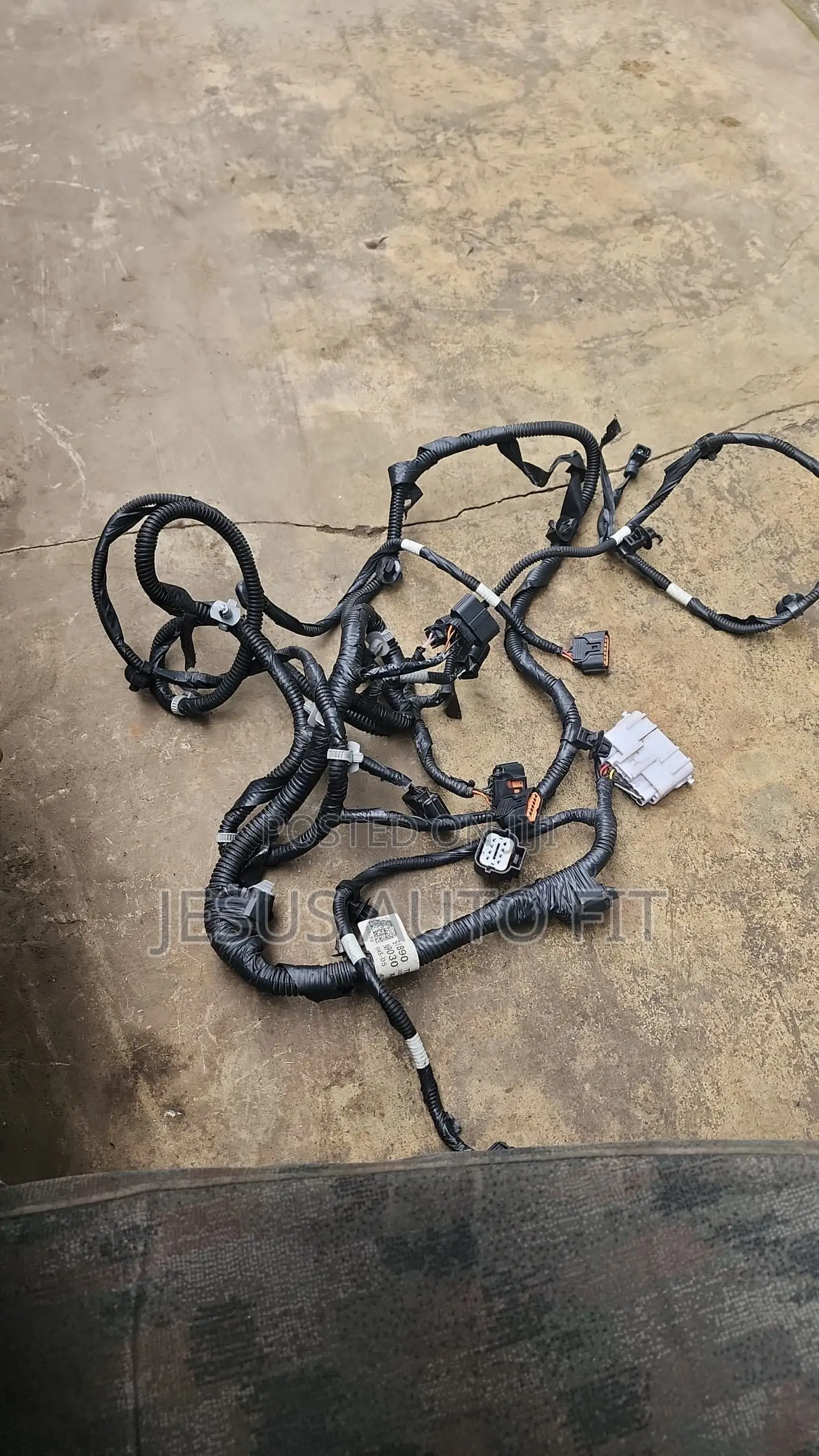 Hyundai Tucson 2021-2024 Parking Sensors Wire Harness (91880-N9060)