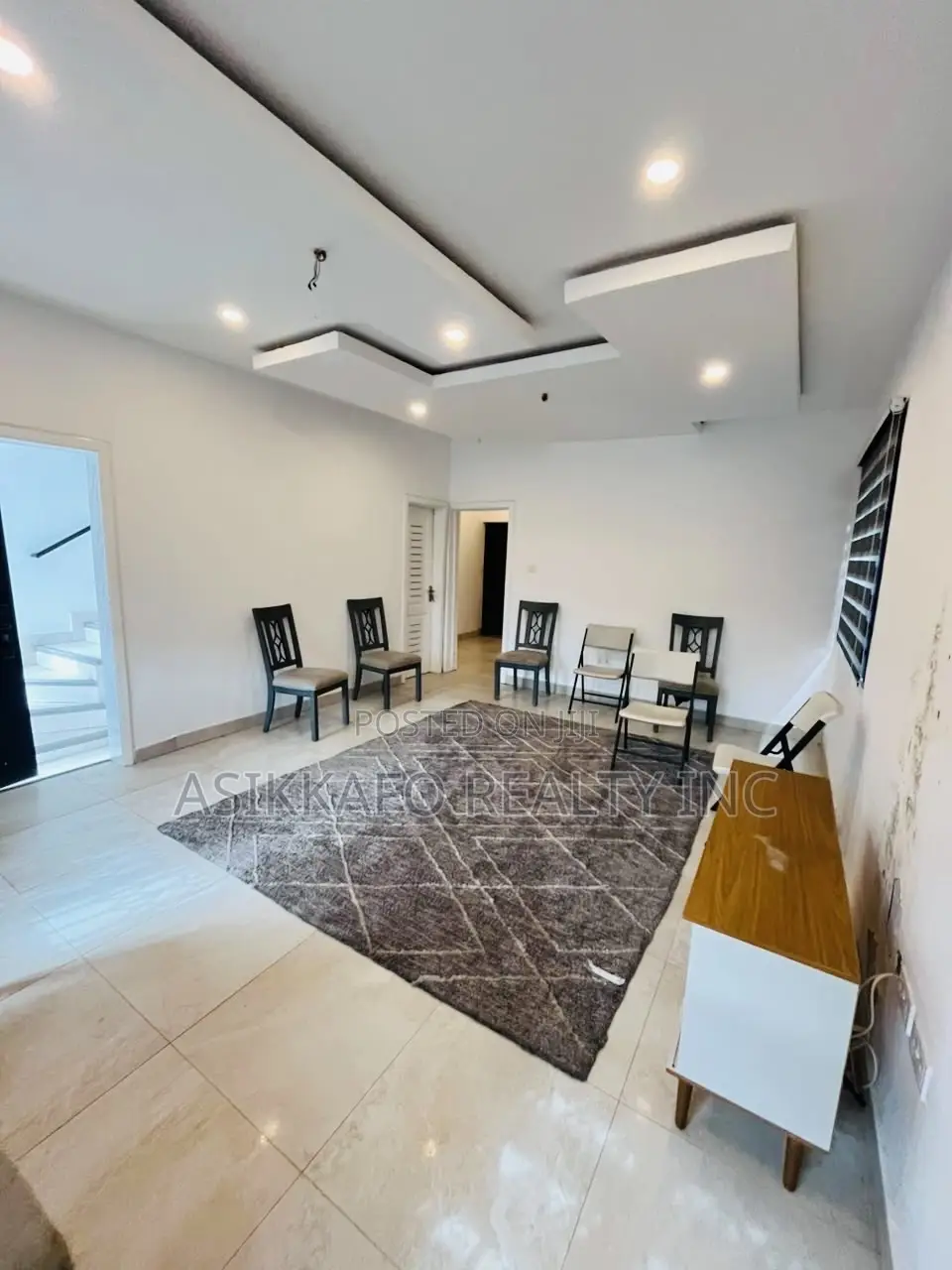 2bdrm Townhouse / Terrace in Manet, Spintex for rent