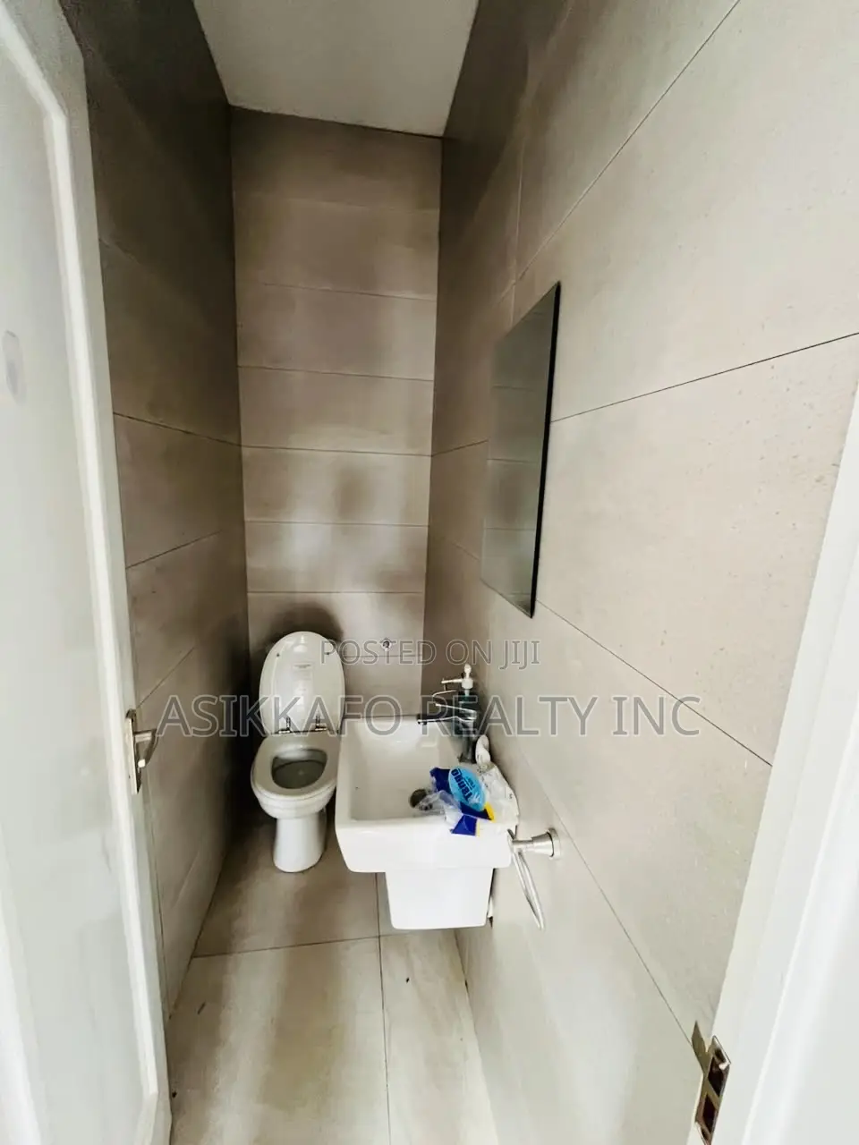 2bdrm Townhouse / Terrace in Manet, Spintex for rent