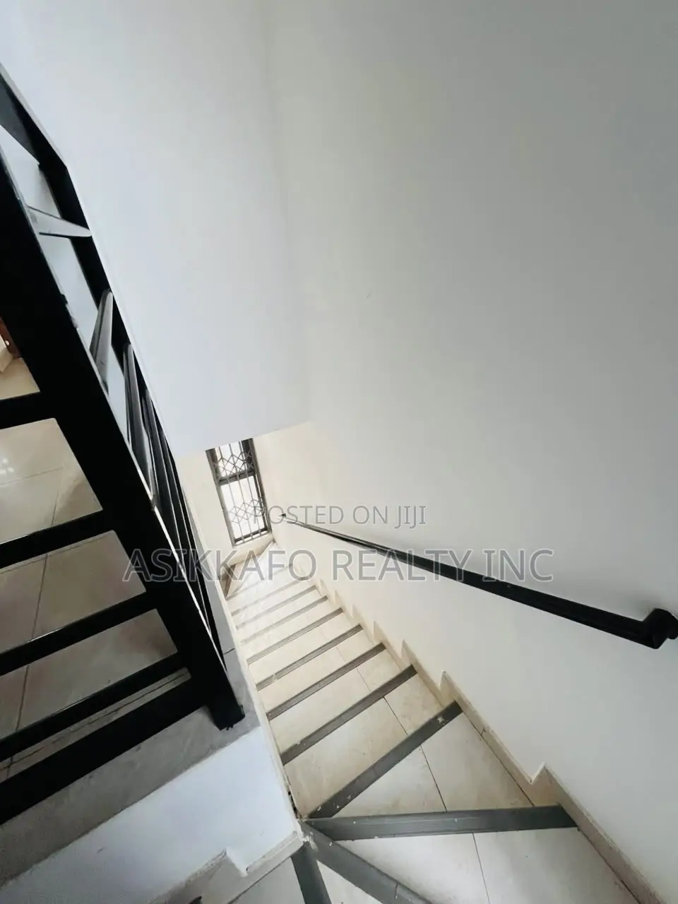 2bdrm Townhouse / Terrace in Manet, Spintex for rent