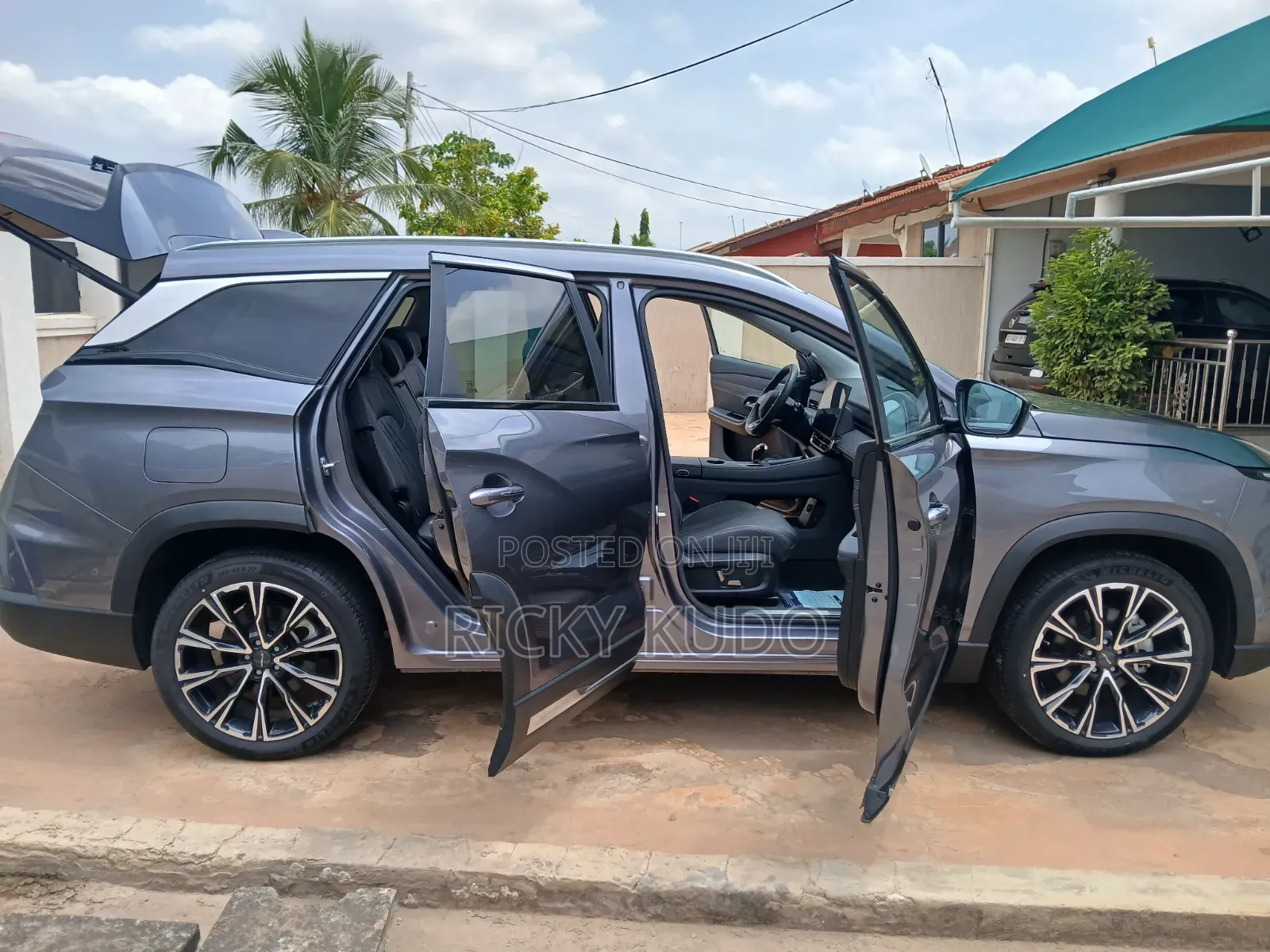 New Jetour X90 2025 Gray