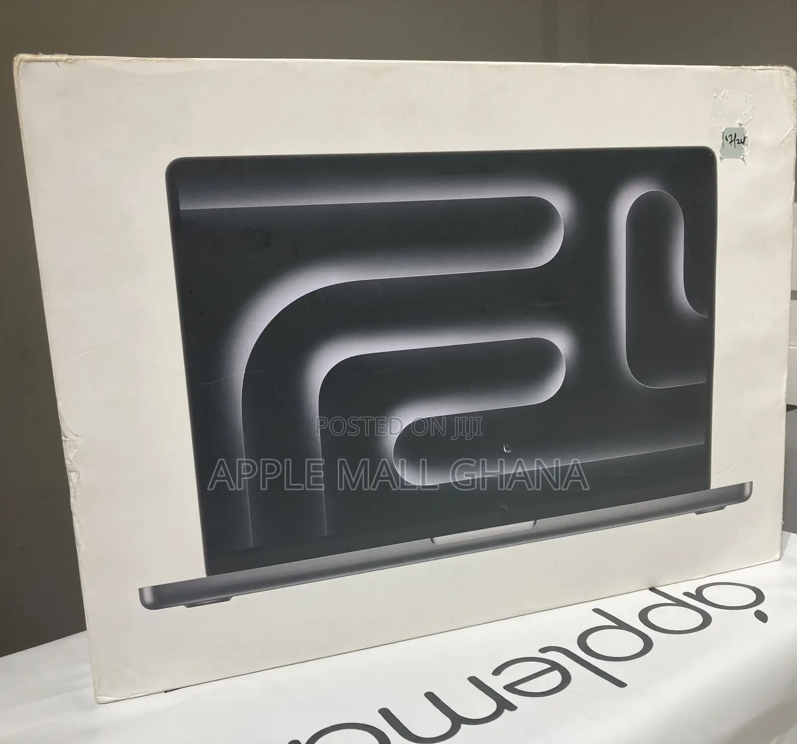New Laptop Apple MacBook Pro 16GB Apple M5 Pro SSD 512GB
