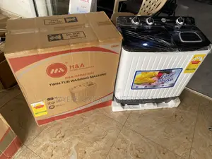 Affordable 7kg Twin Tub Washer - Wash and Spin Together