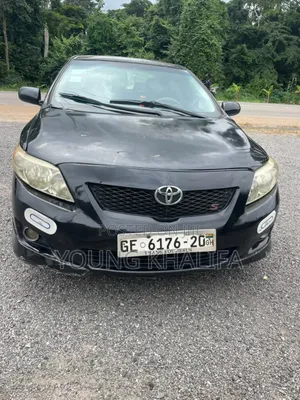 Toyota Corolla 2010 Black