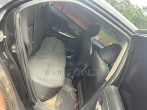 Toyota Corolla 2010 Black