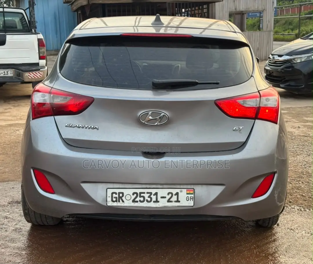 Hyundai Elantra GT 2013 Gray