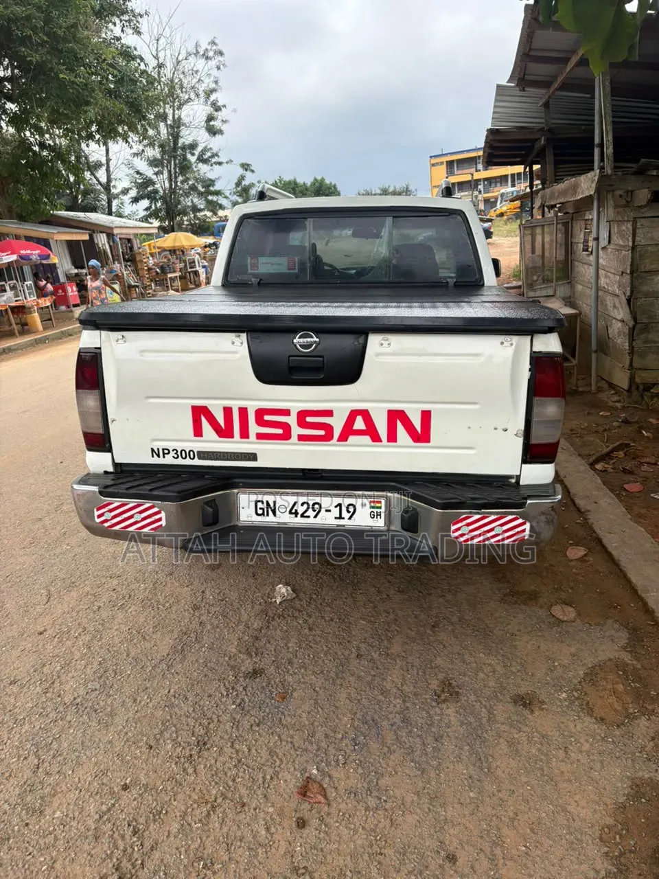 Nissan Hardbody 2019 White