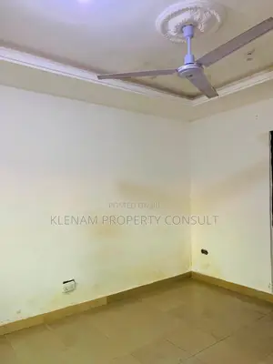 1bdrm Apartment in West Hills Mall Area for rent