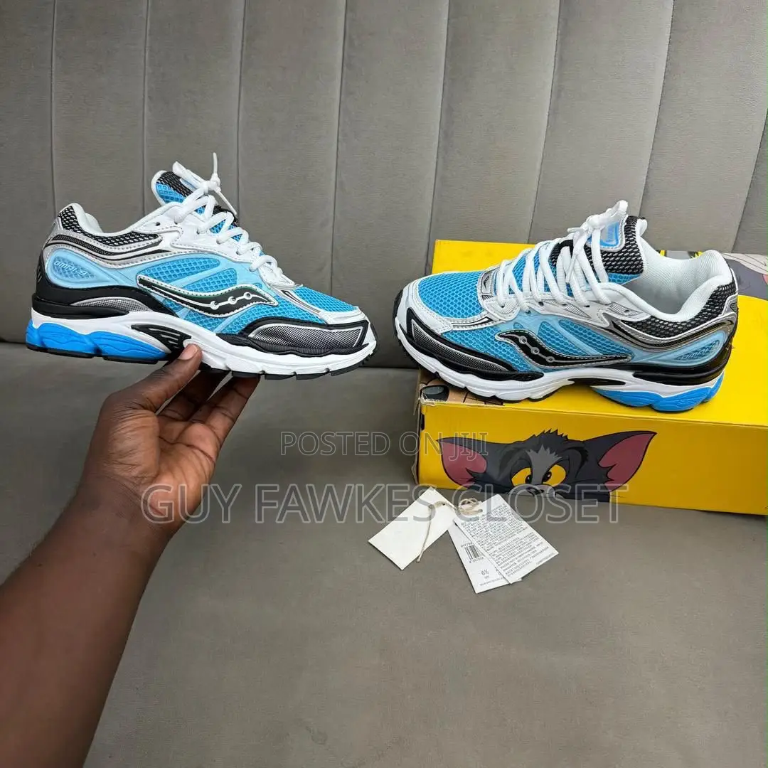 Saucony Pro Grid Omni O9