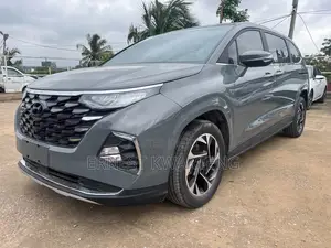 Hyundai Custin 2022 Gray
