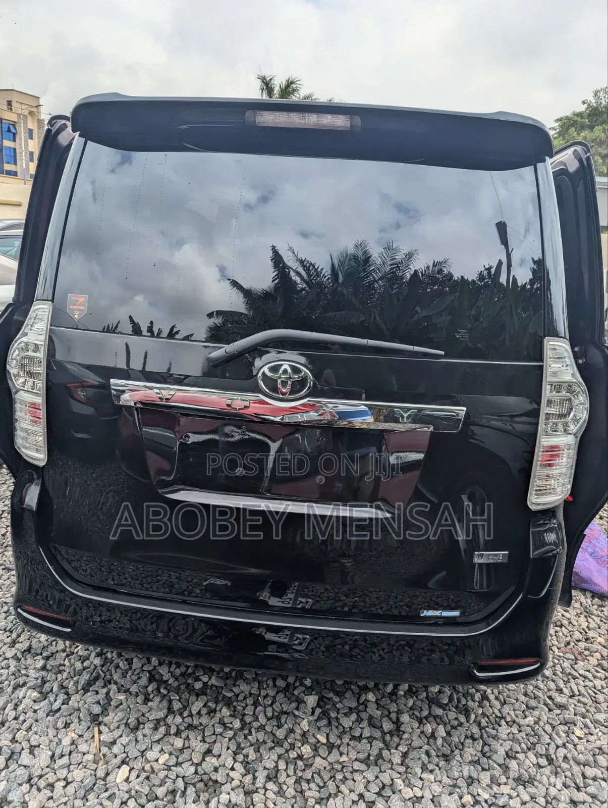 Toyota Voxy 2013 Black