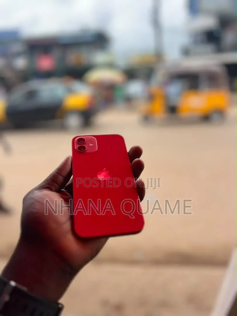 Apple iPhone 12 64 GB Red