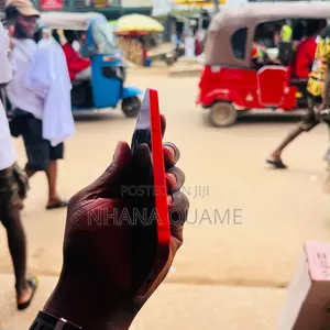 Apple iPhone 12 64 GB Red