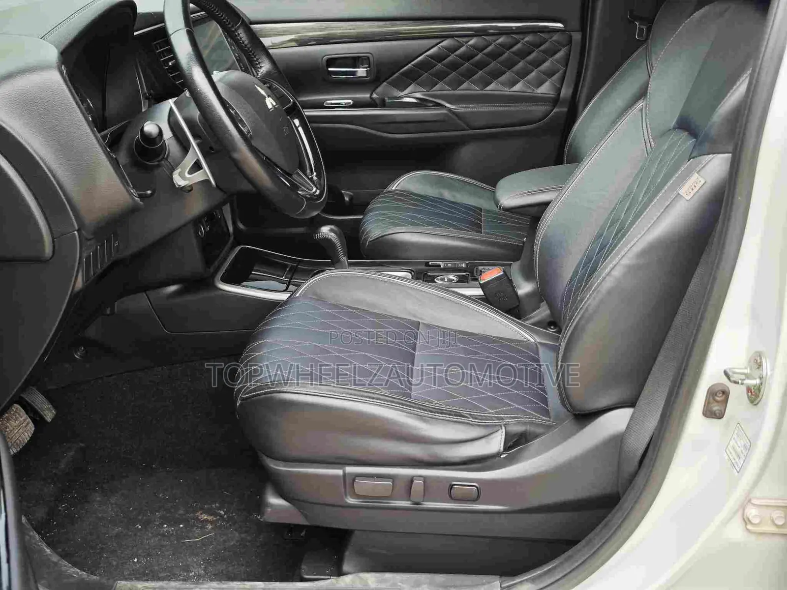 Mitsubishi Outlander 2018 White