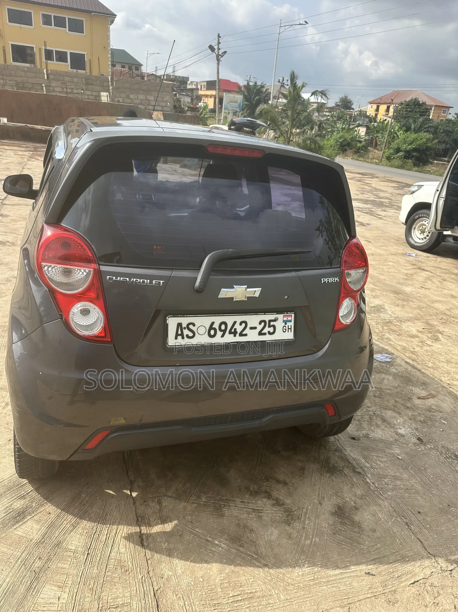 Chevrolet Spark LS 4dr Hatchback (1.2L 4cyl 5M) 2014 Gray