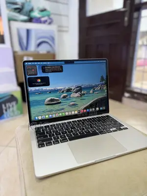 Laptop Apple MacBook Air 16GB Apple M4 SSD 256GB