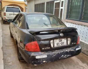 Nissan Sentra 2004 Black