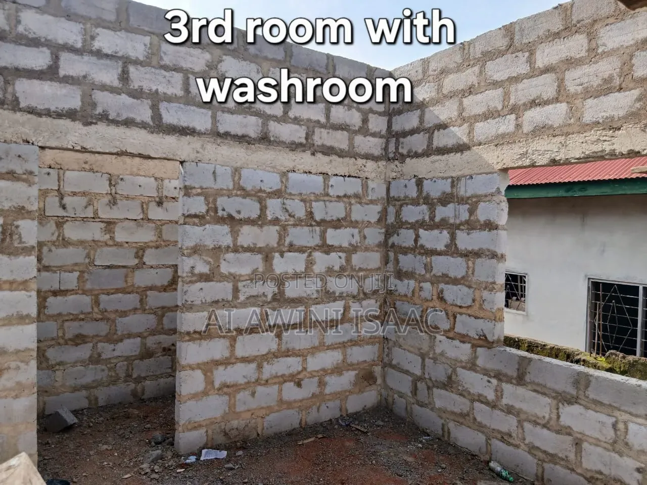 4bdrm House in Ai Estate, Bosomtwe for sale