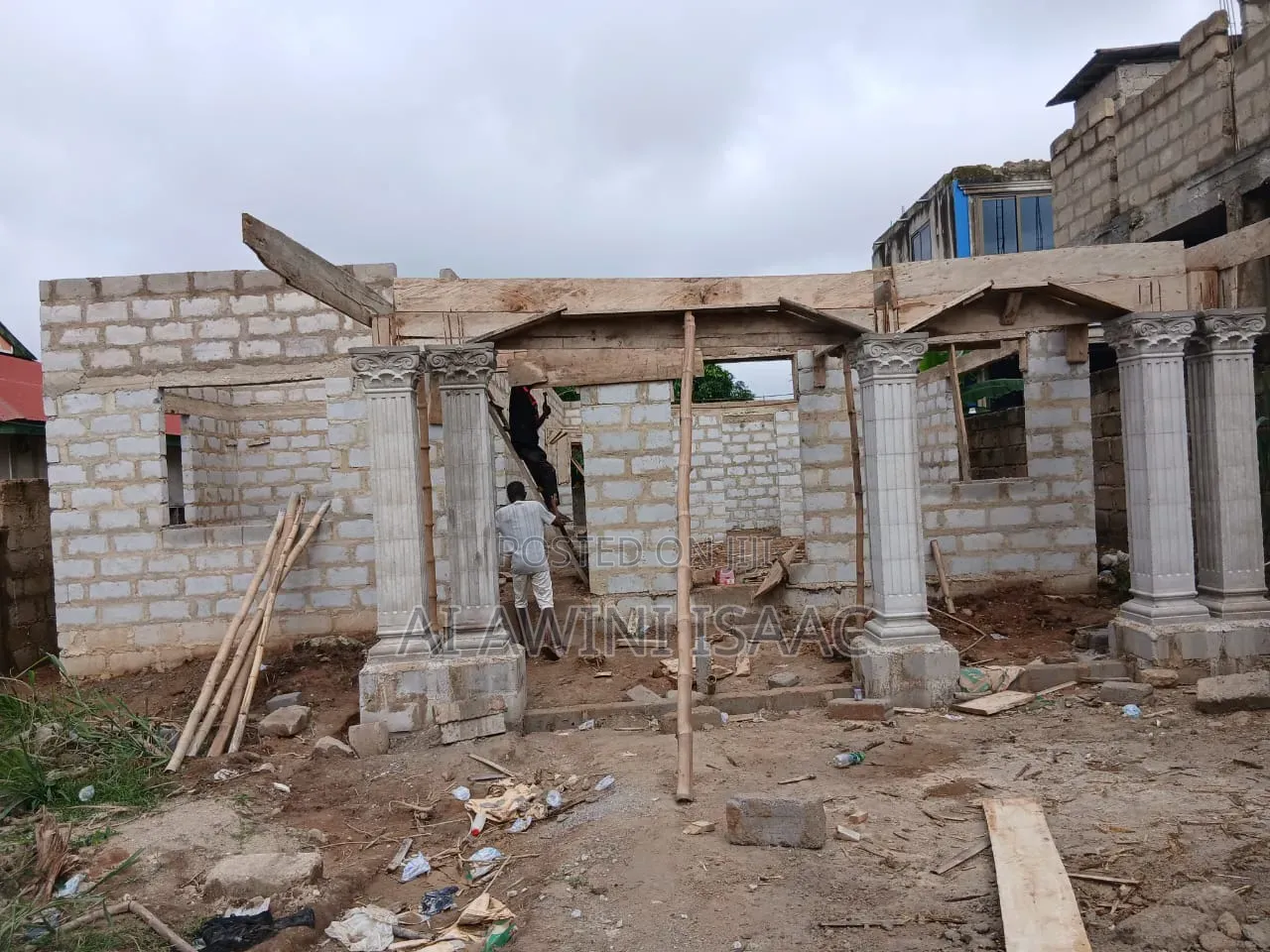 4bdrm House in Ai Estate, Bosomtwe for sale