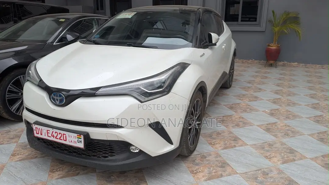 Toyota C-HR 2020 Pearl