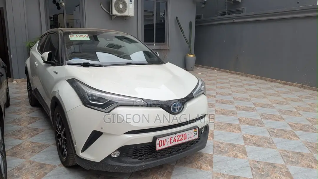 Toyota C-HR 2020 Pearl