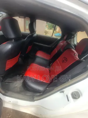 Toyota Yaris 2010 White