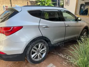 Hyundai Santa Fe 2014 Silver