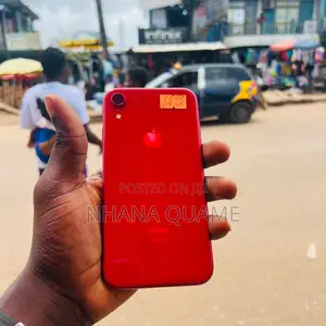 Apple iPhone XR 64 GB Red
