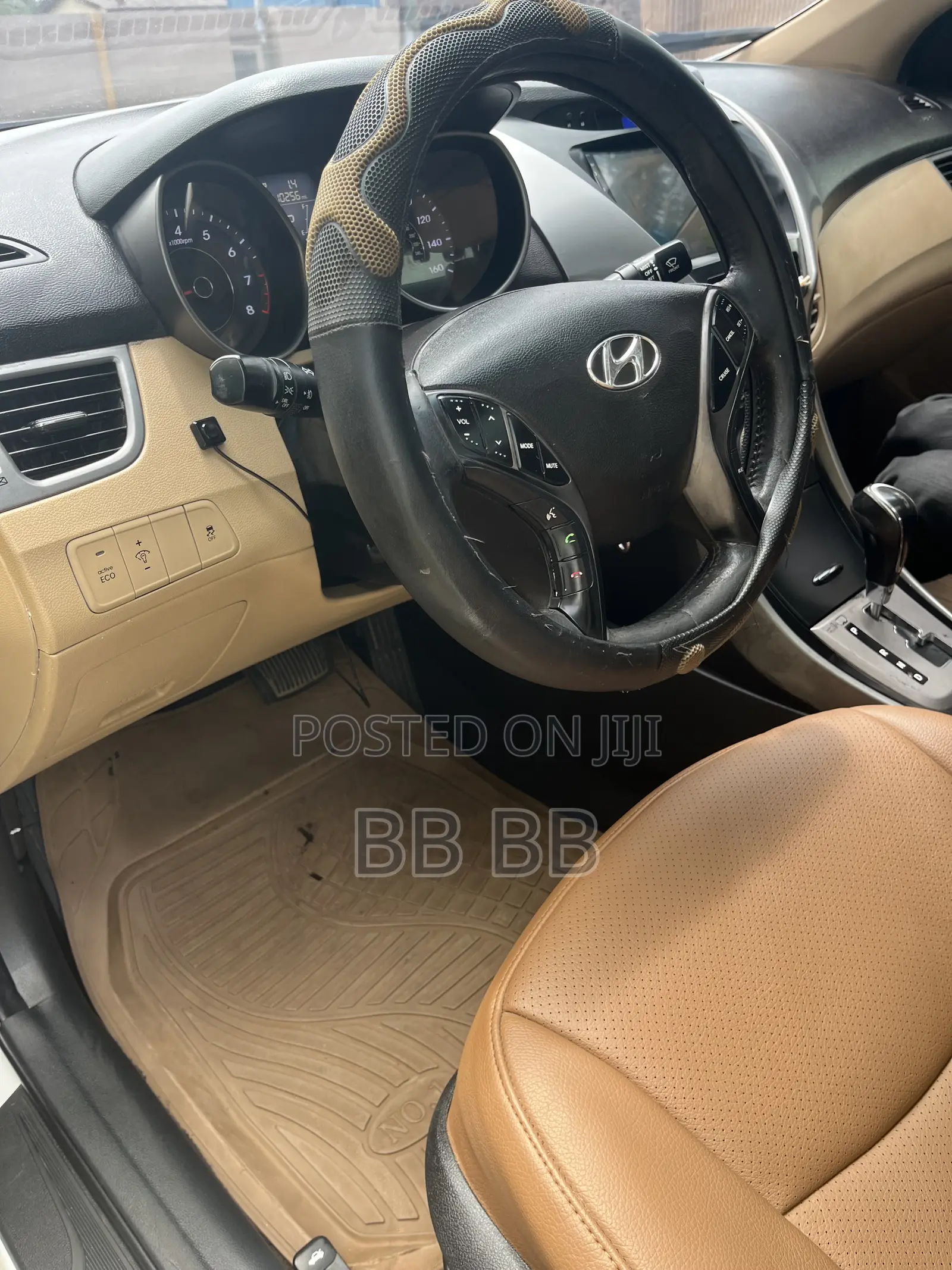 Hyundai Elantra 2013 White