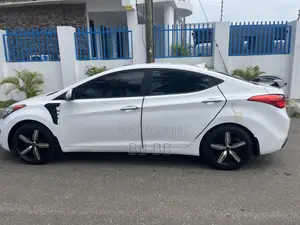 Hyundai Elantra 2013 White