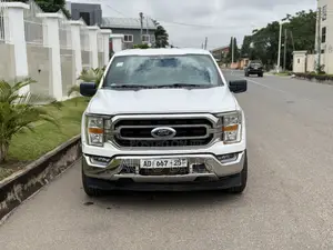 Ford F-150 XLT 2022 White