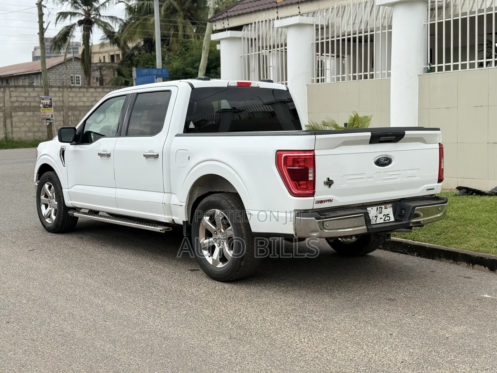 Ford F-150 XLT 2022 White