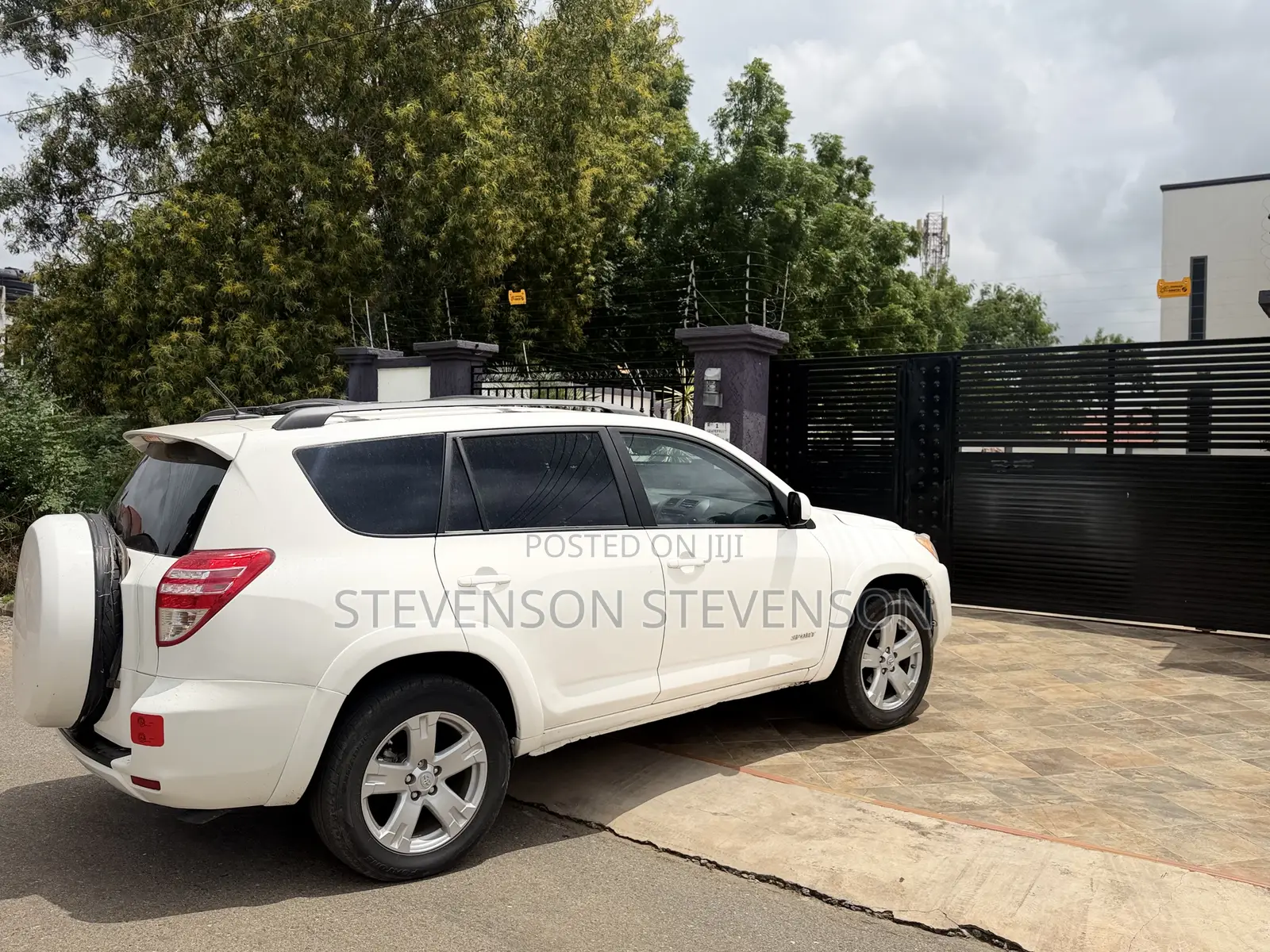 Toyota RAV4 2.5 Limited 4x4 2012 White