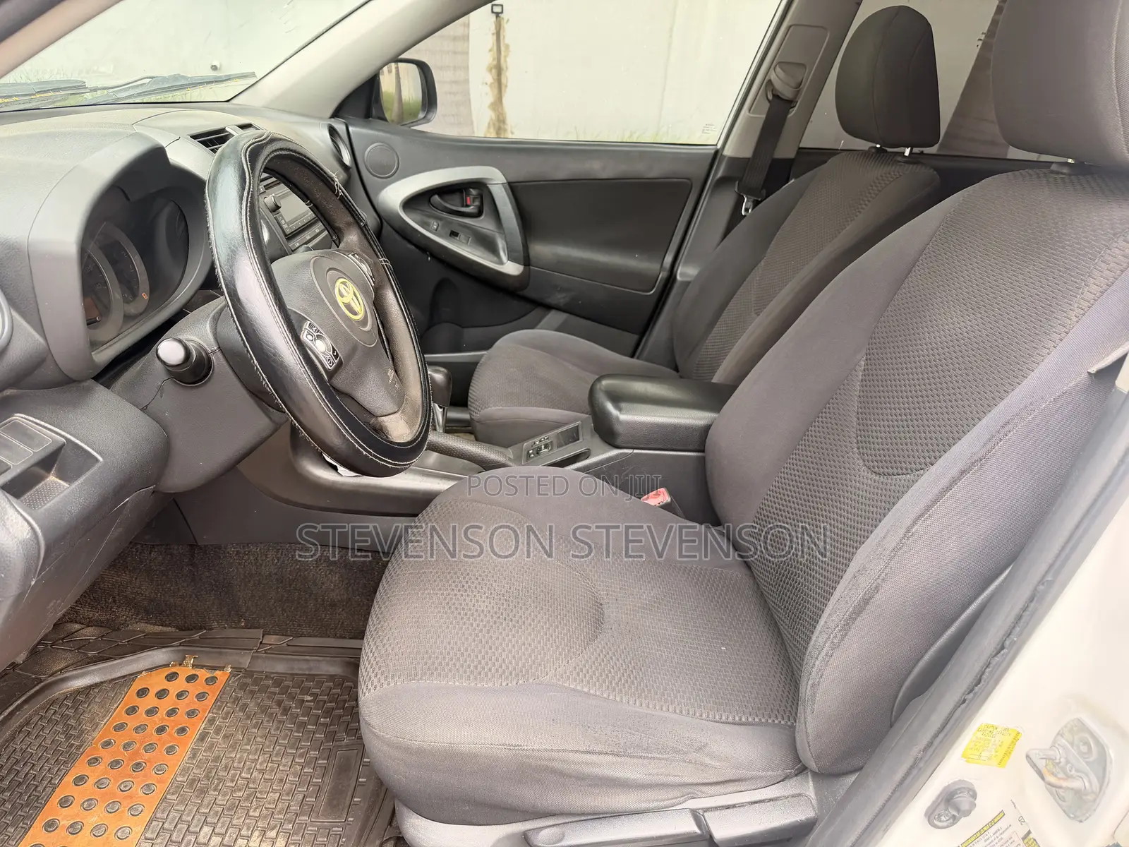 Toyota RAV4 2.5 Limited 4x4 2012 White