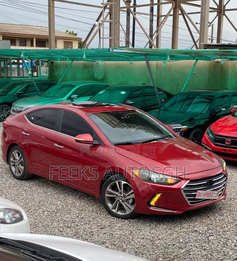 Hyundai Elantra Limited Sedan FWD (2.0L 4cyl 6A) 2017 Red