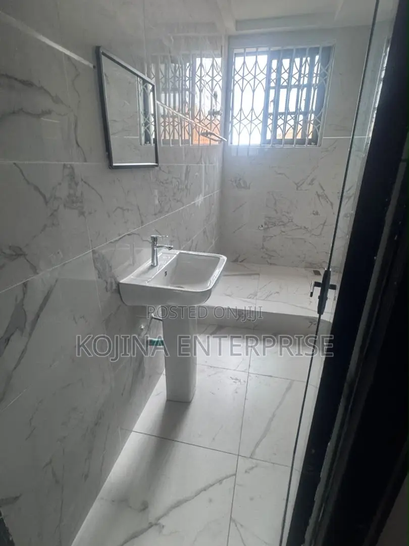 1bdrm Apartment in Ahenema Kokoben, Kumasi Metropolitan for rent