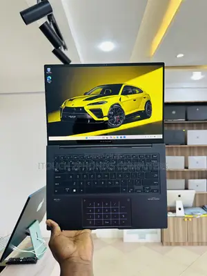 Laptop Asus Zenbook 14 8GB Intel Core i5 SSD 512GB