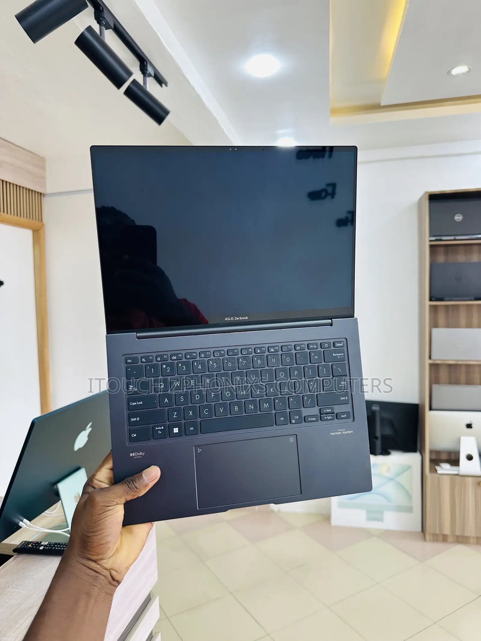 Laptop Asus Zenbook 14 8GB Intel Core i5 SSD 512GB