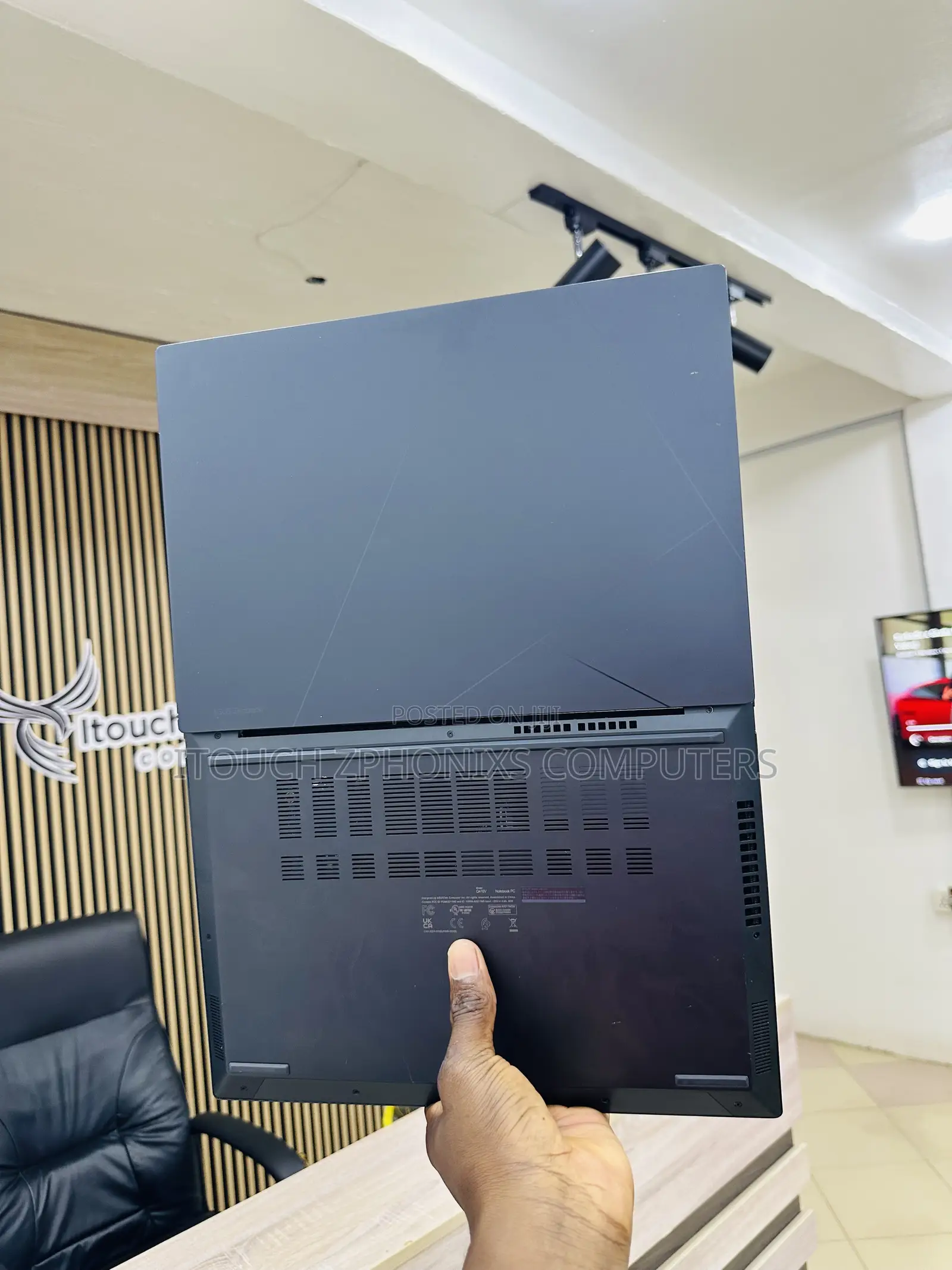 Laptop Asus Zenbook 14 8GB Intel Core i5 SSD 512GB