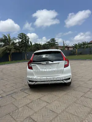 Honda Fit 2018 White