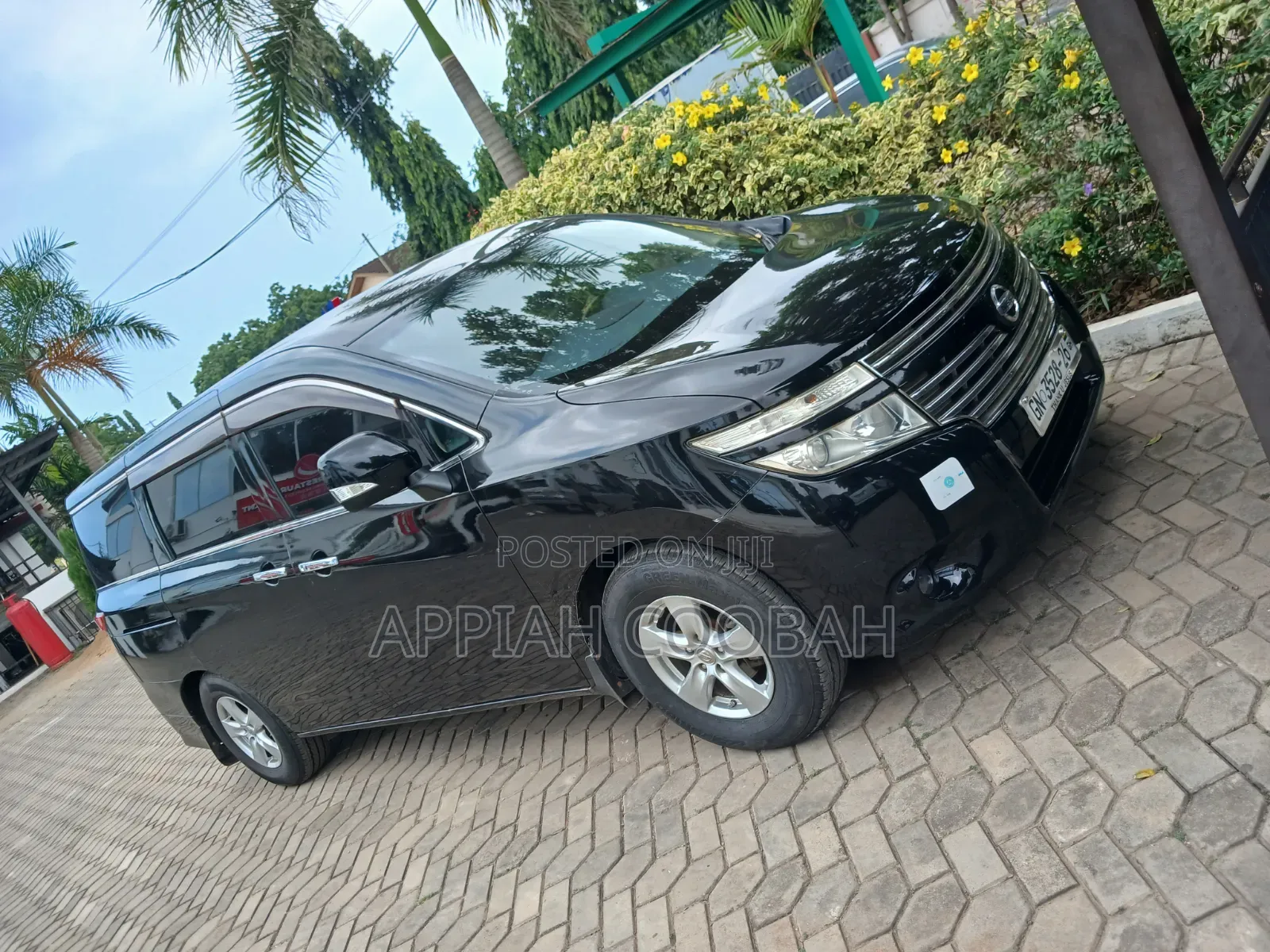 Nissan Elgrand 2017 Black