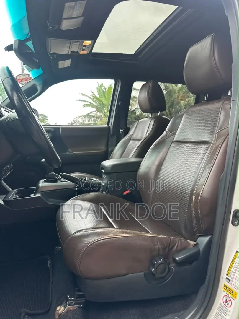 Toyota Tacoma 4dr Double Cab 2016 White