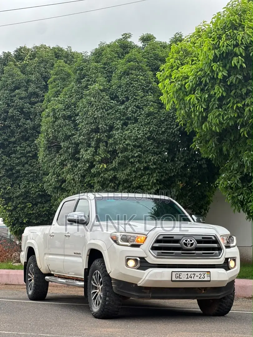 Toyota Tacoma 4dr Double Cab 2016 White
