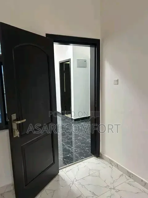 2bdrm Apartment in Cool, Ola Achool Area for rent
