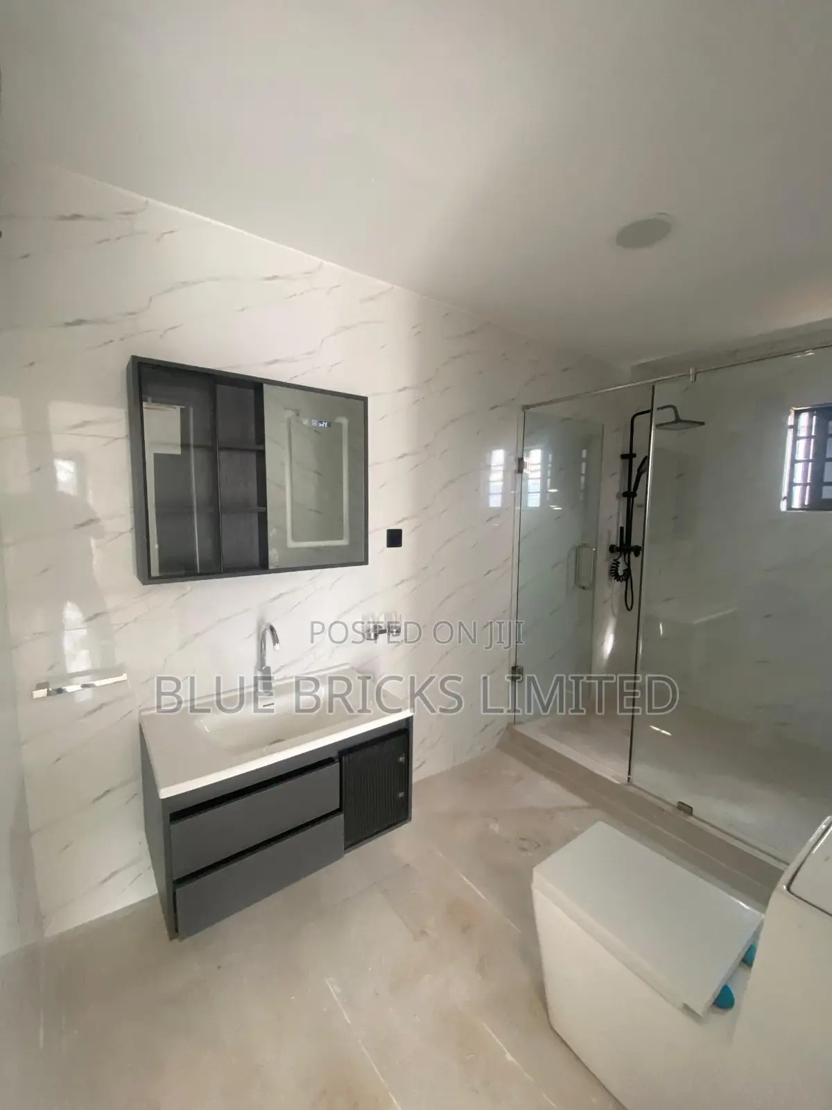 4bdrm House in Spintex, Manet Court for rent