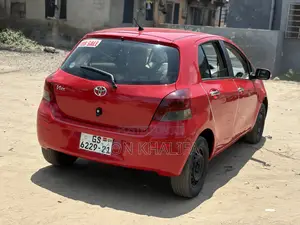 Toyota Vitz 1.3 FWD 3dr 2010 Red